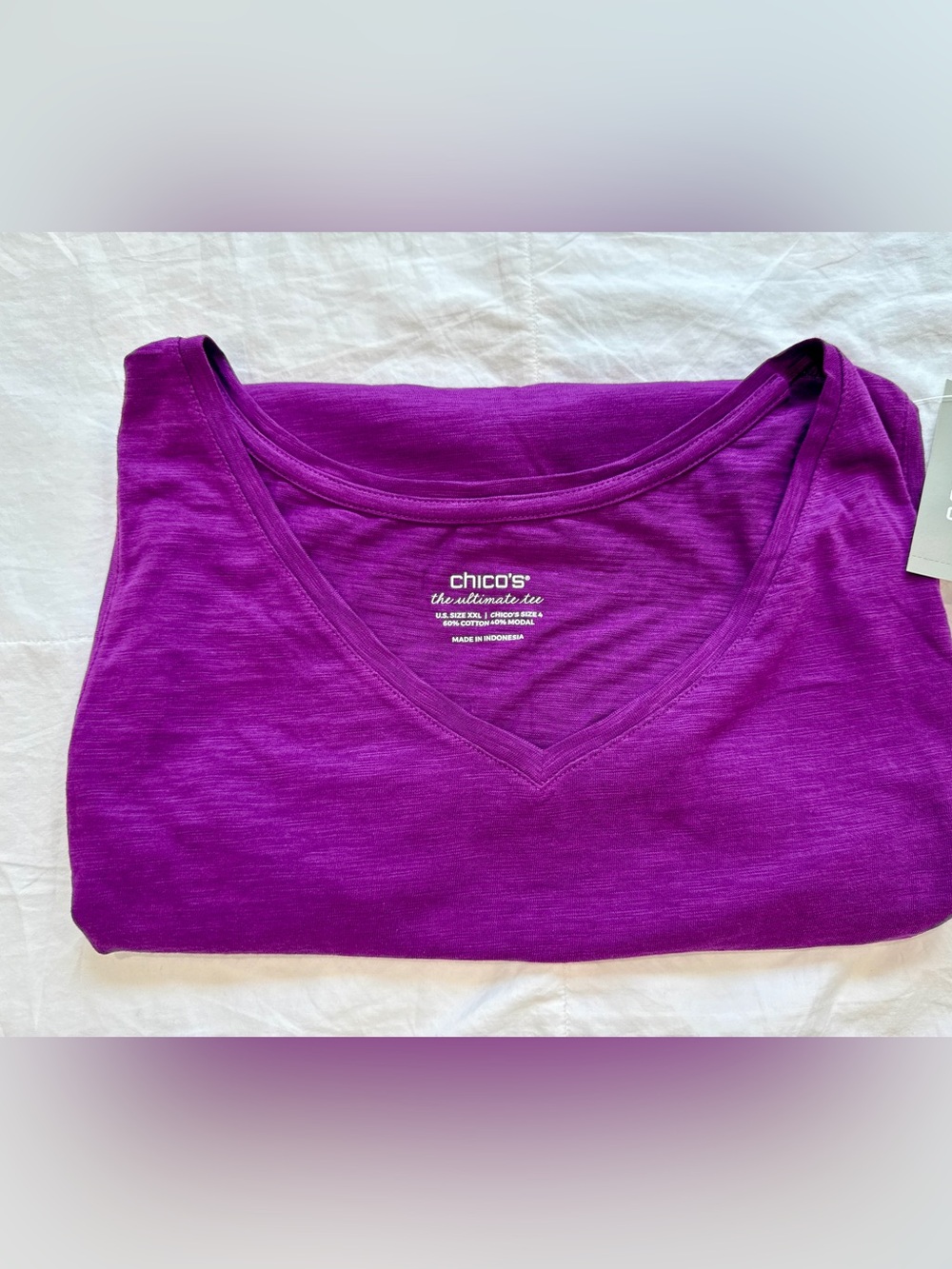Chico's Deep Magenta V-Neck Short Sleeve Top